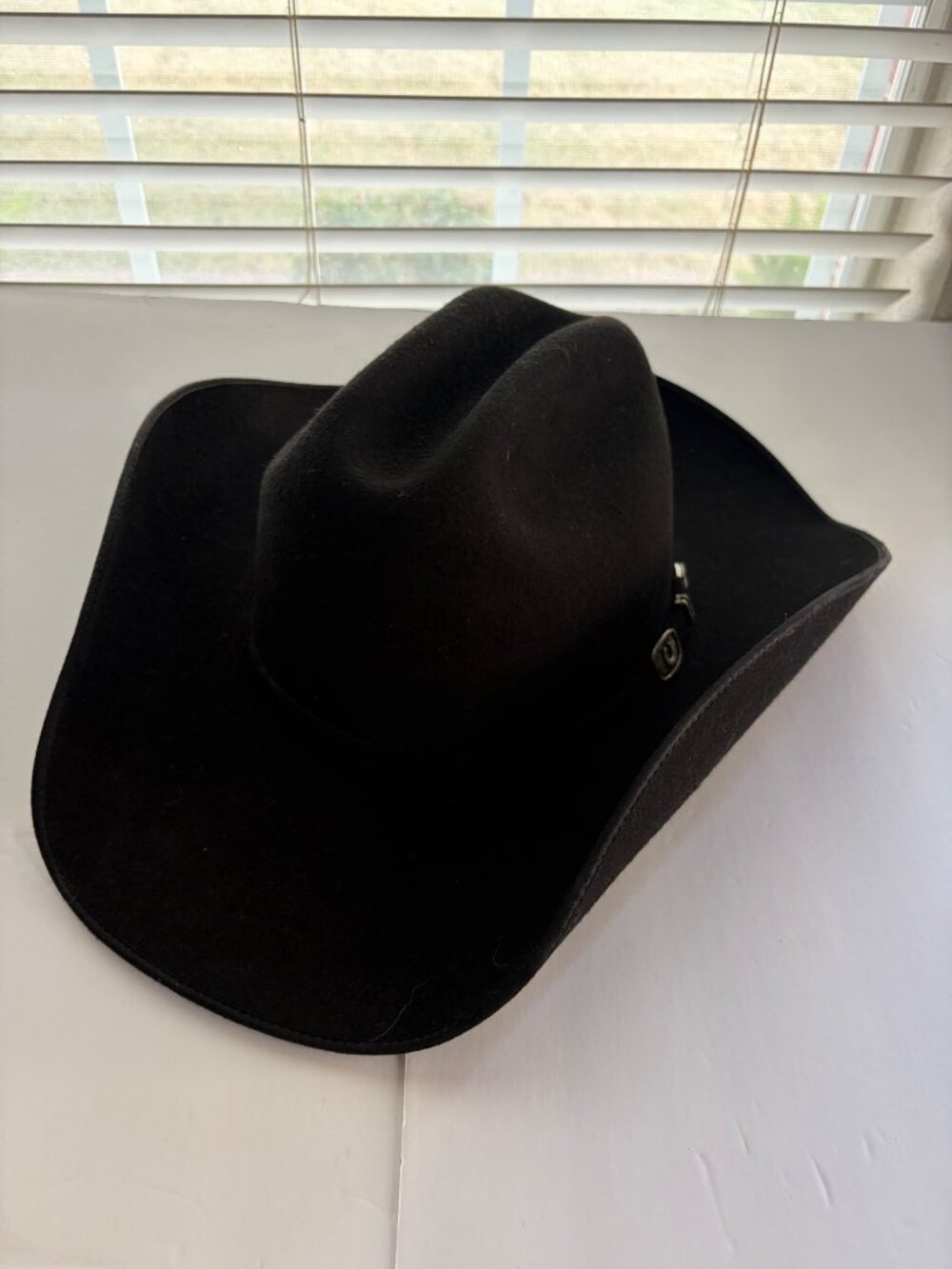 Vintage Black Wool Cowboy Hat With Curved Brim & Decorative Band By Resistol